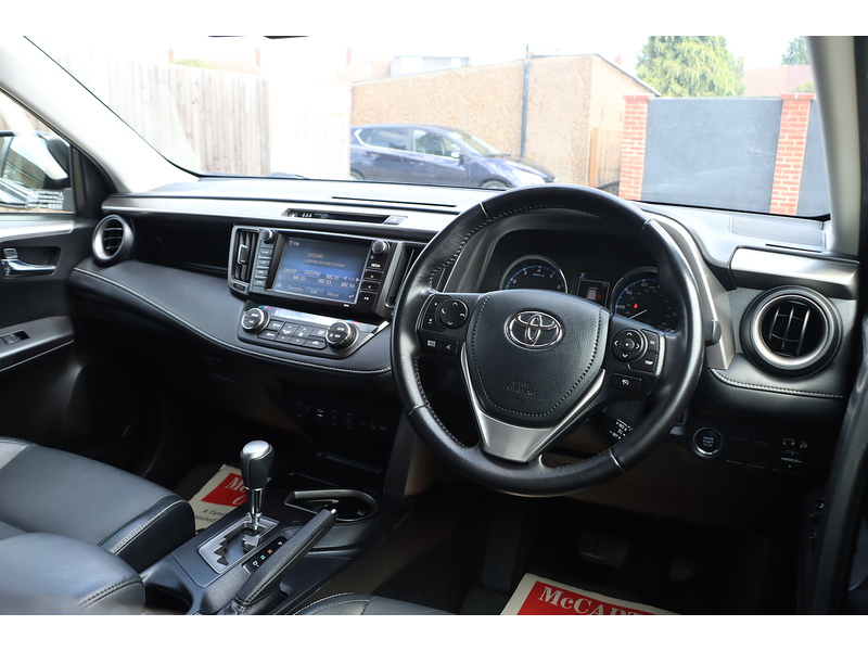 Toyota 2.0 V-MATIC EXCEL SUV 5DR PETROL CVT 4WD AUTO HEATED SEATS SAT NAV BLUETOOTH DAB STEREO REAR CAMERA PARKING AIDS 2 OWNERS 98000 MILES FSH 9 SERVICES 72-74 Mitcham Road