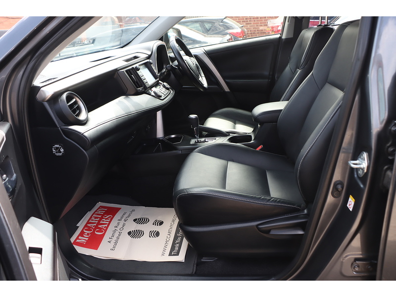 Toyota 2.0 V-MATIC EXCEL SUV 5DR PETROL CVT 4WD AUTO HEATED SEATS SAT NAV BLUETOOTH DAB STEREO REAR CAMERA PARKING AIDS 2 OWNERS 98000 MILES FSH 9 SERVICES 72-74 Mitcham Road