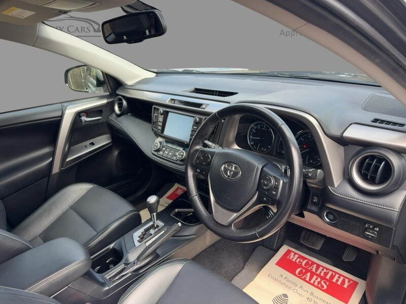 Toyota 2.0 V-MATIC EXCEL SUV 5DR PETROL CVT 4WD AUTO HEATED SEATS SAT NAV BLUETOOTH DAB STEREO REAR CAMERA PARKING AIDS 2 OWNERS 98000 MILES FSH 9 SERVICES 72-74 Mitcham Road