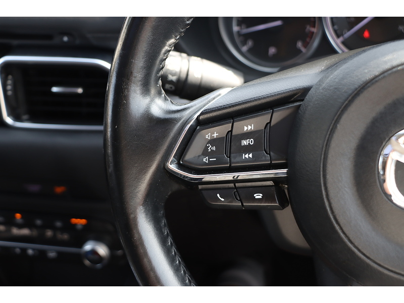 Mazda 2.0 SKYACTIV-G SPORT NAV+ SUV 5DR PETROL AUTO SUNROOF HEATED SEATS SAT NAV BLUETOOTH APPLE CARPLAY REAR CAMERA PARKING AIDS 2 OWNERS 74000 MILES SH 92-96 Mitcham Road