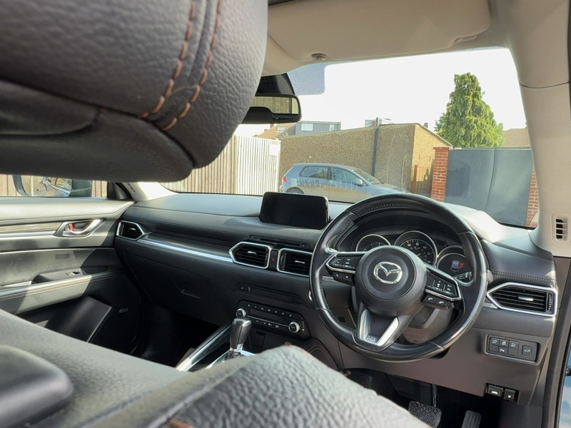 Mazda 2.0 SKYACTIV-G SPORT NAV+ SUV 5DR PETROL AUTO SUNROOF HEATED SEATS SAT NAV BLUETOOTH APPLE CARPLAY REAR CAMERA PARKING AIDS 2 OWNERS 74000 MILES SH 92-96 Mitcham Road