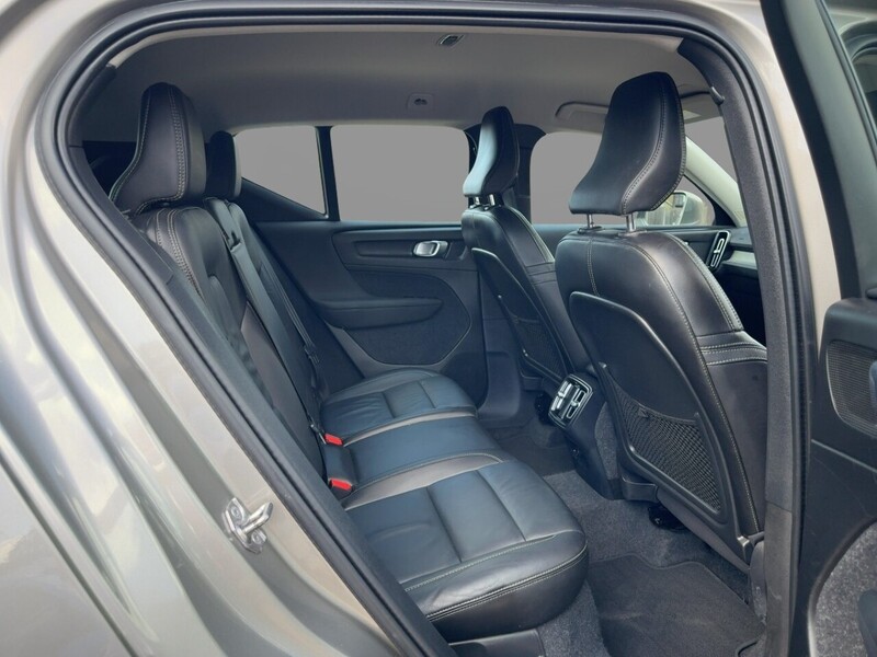 Volvo 1.5 T3 INSCRIPTION SUV 5DR PETROL AUTO FULL LEATHER SEATS SATNAV BLUETOOTH DAB STEREO PARKING AIDS 1 OWNER FROM NEW ONLY 41000 MILES SH NO ULEZ CHARGE 72-74 Mitcham Road