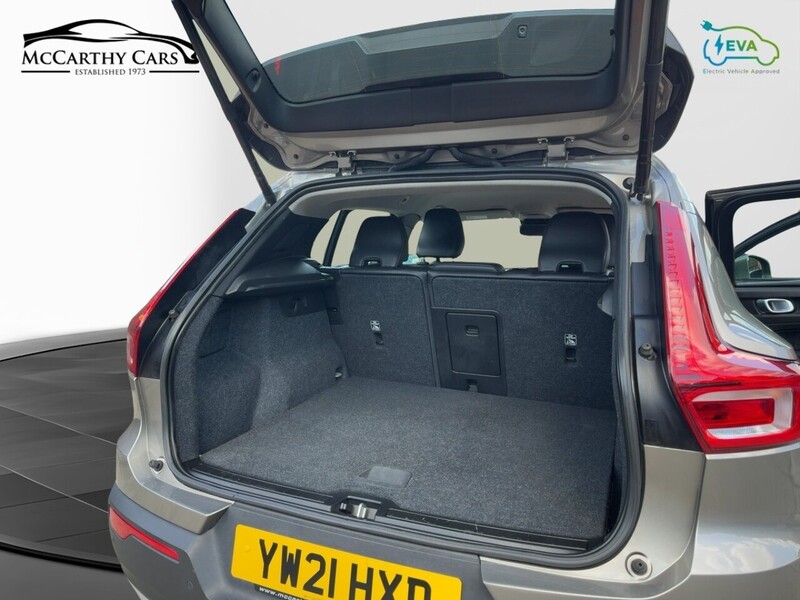 Volvo 1.5 T3 INSCRIPTION SUV 5DR PETROL AUTO FULL LEATHER SEATS SATNAV BLUETOOTH DAB STEREO PARKING AIDS 1 OWNER FROM NEW ONLY 41000 MILES SH NO ULEZ CHARGE 72-74 Mitcham Road