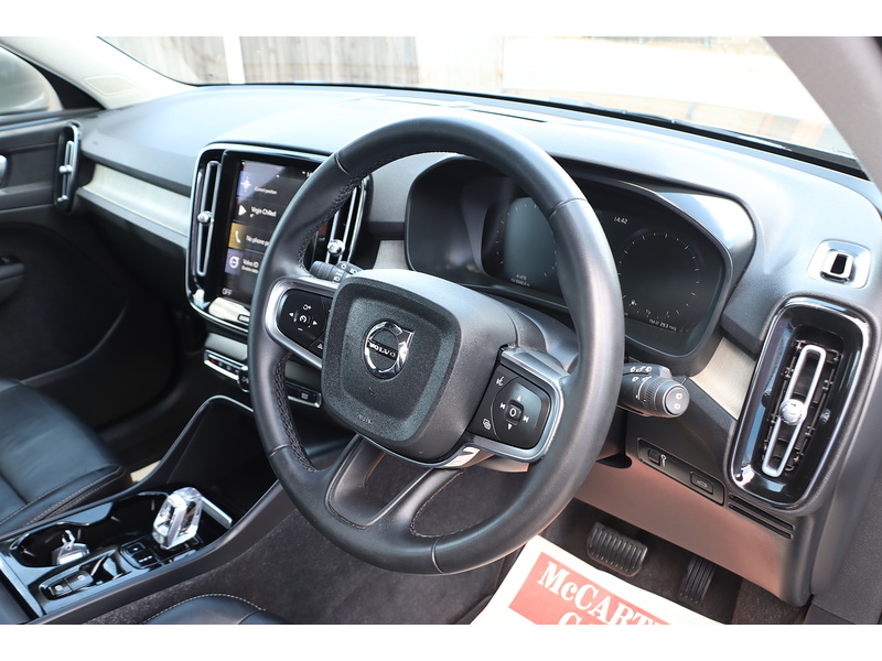 Volvo 1.5 T3 INSCRIPTION SUV 5DR PETROL AUTO FULL LEATHER SEATS SATNAV BLUETOOTH DAB STEREO PARKING AIDS 1 OWNER FROM NEW ONLY 41000 MILES SH NO ULEZ CHARGE 72-74 Mitcham Road