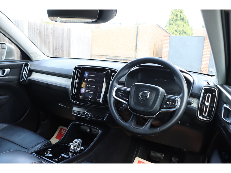 Volvo 1.5 T3 INSCRIPTION SUV 5DR PETROL AUTO FULL LEATHER SEATS SATNAV BLUETOOTH DAB STEREO PARKING AIDS 1 OWNER FROM NEW ONLY 41000 MILES SH NO ULEZ CHARGE 72-74 Mitcham Road