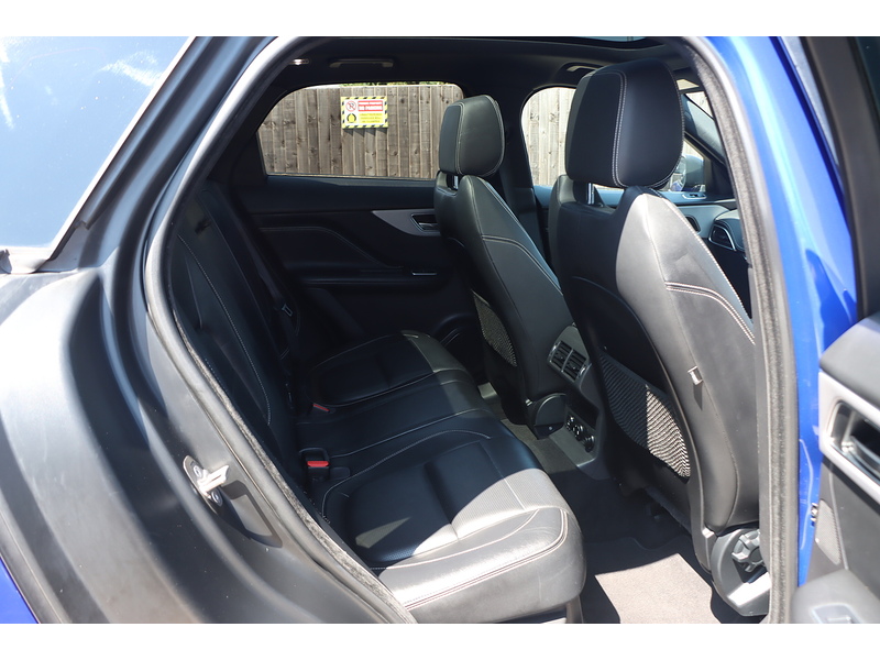 Jaguar 2.0 P250I R-SPORT SUV 5DR PETROL AWD AUTO PAN ROOF HEATED SEATS SAT NAV BLUETOOTH DAB STEREO REAR CAMERA PARKING AIDS ONLY 62000 MILES SH 5 SERVICES 72-74 Mitcham Road
