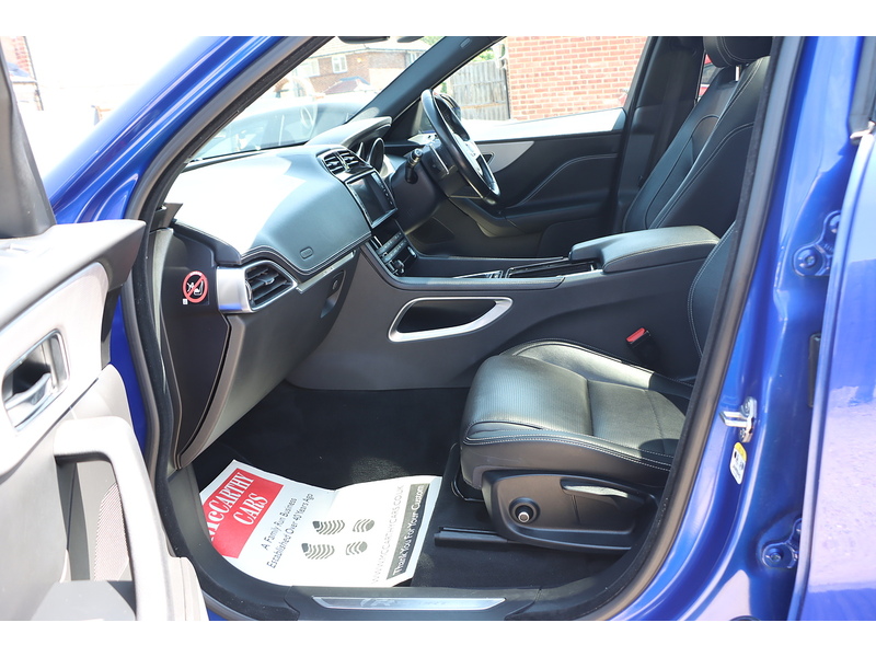 Jaguar 2.0 P250I R-SPORT SUV 5DR PETROL AWD AUTO PAN ROOF HEATED SEATS SAT NAV BLUETOOTH DAB STEREO REAR CAMERA PARKING AIDS ONLY 62000 MILES SH 5 SERVICES 72-74 Mitcham Road
