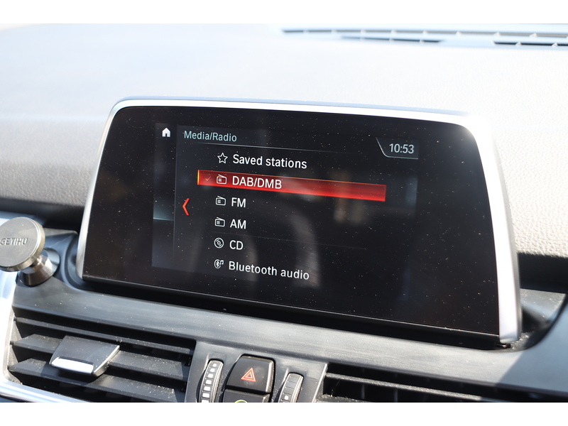 BMW 225XE 1.5 7.6KWH M SPORT (PREMIUM) MPV 5DR PETROL PLUG-IN HYBRID 4WD AUTO SUNROOF HEATED SEATS SATNAV BLUETOOTH DAB RADIO PARKING AIDS 54000 MILES FSH 92-96 Mitcham Road