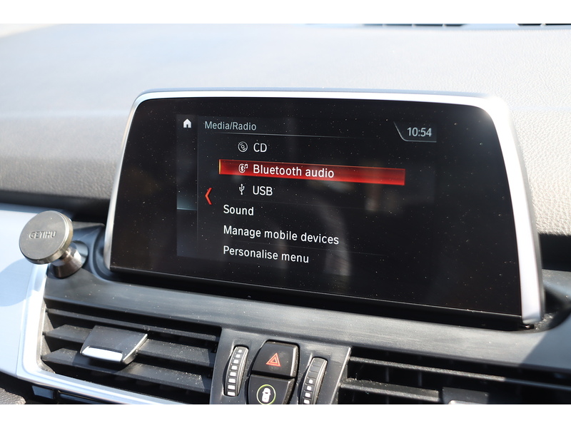 BMW 225XE 1.5 7.6KWH M SPORT (PREMIUM) MPV 5DR PETROL PLUG-IN HYBRID 4WD AUTO SUNROOF HEATED SEATS SATNAV BLUETOOTH DAB RADIO PARKING AIDS 54000 MILES FSH 92-96 Mitcham Road
