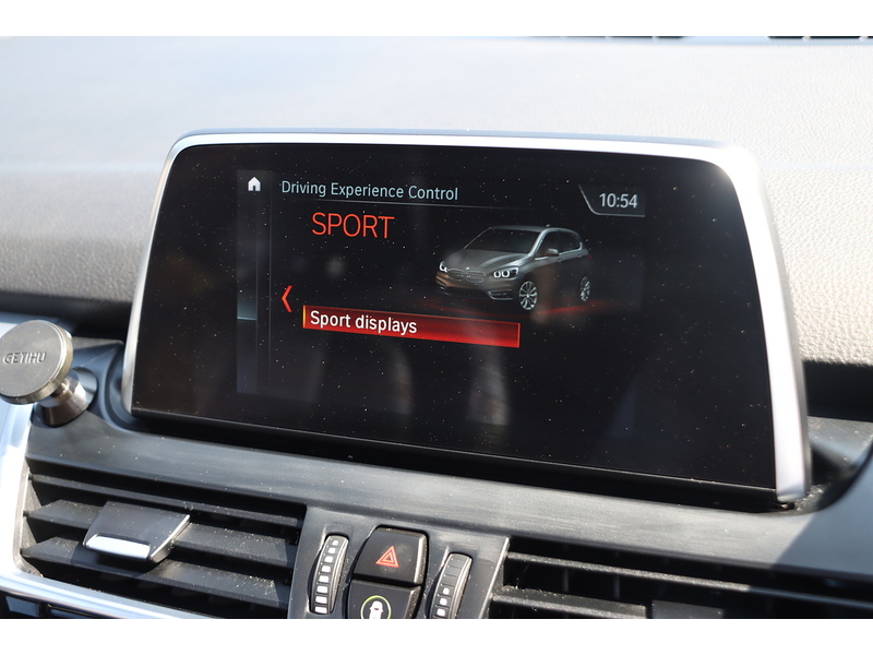BMW 225XE 1.5 7.6KWH M SPORT (PREMIUM) MPV 5DR PETROL PLUG-IN HYBRID 4WD AUTO SUNROOF HEATED SEATS SATNAV BLUETOOTH DAB RADIO PARKING AIDS 54000 MILES FSH 92-96 Mitcham Road