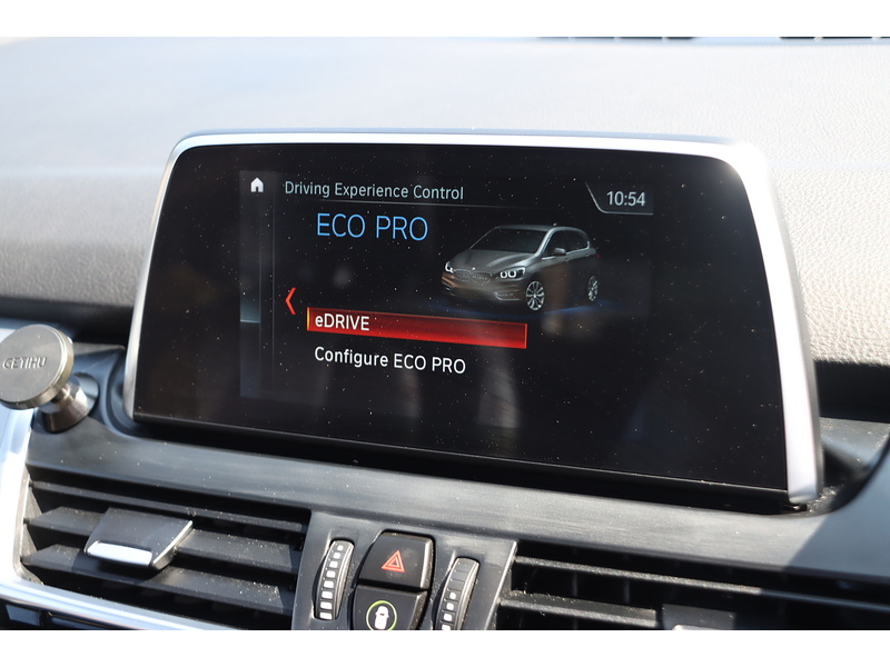 BMW 225XE 1.5 7.6KWH M SPORT (PREMIUM) MPV 5DR PETROL PLUG-IN HYBRID 4WD AUTO SUNROOF HEATED SEATS SATNAV BLUETOOTH DAB RADIO PARKING AIDS 54000 MILES FSH 92-96 Mitcham Road