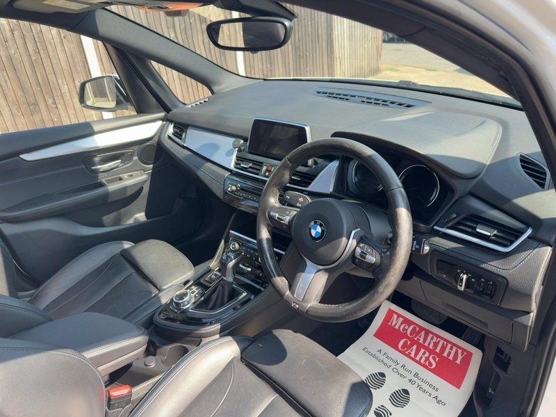 BMW 225XE 1.5 7.6KWH M SPORT (PREMIUM) MPV 5DR PETROL PLUG-IN HYBRID 4WD AUTO SUNROOF HEATED SEATS SATNAV BLUETOOTH DAB RADIO PARKING AIDS 54000 MILES FSH 92-96 Mitcham Road