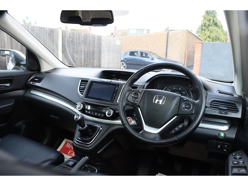 Honda 2.0 I-VTEC EX SUV 5DR PETROL 4WD MANUAL PAN ROOF HEATED SEATS SAT NAV BLUETOOTH DAB STEREO REAR CAMERA PARKING AIDS JUST 2 OWNERS ONLY 70000 MILES SH 72-74 Mitcham Road
