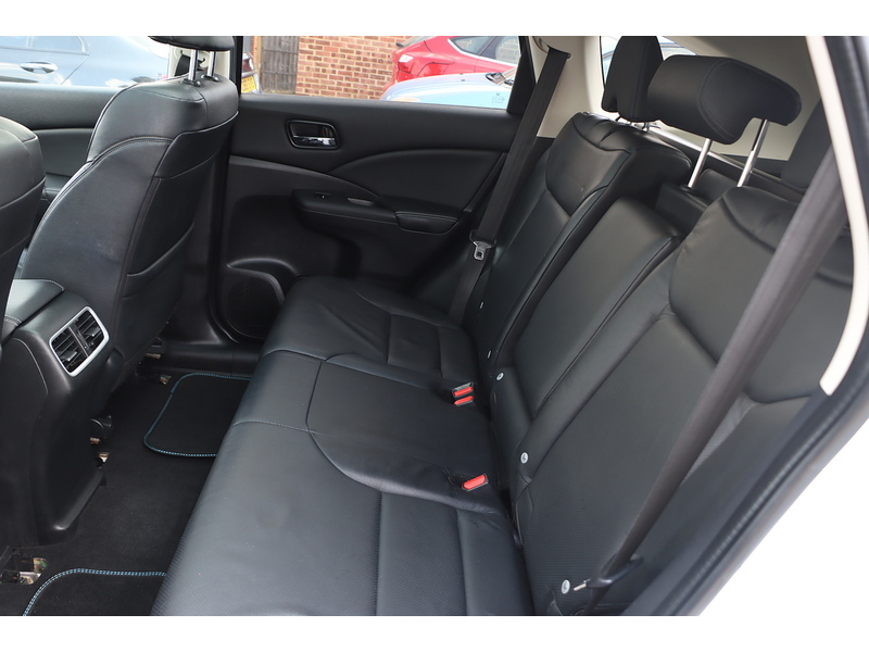 Honda 2.0 I-VTEC EX SUV 5DR PETROL 4WD MANUAL PAN ROOF HEATED SEATS SAT NAV BLUETOOTH DAB STEREO REAR CAMERA PARKING AIDS JUST 2 OWNERS ONLY 70000 MILES SH 72-74 Mitcham Road