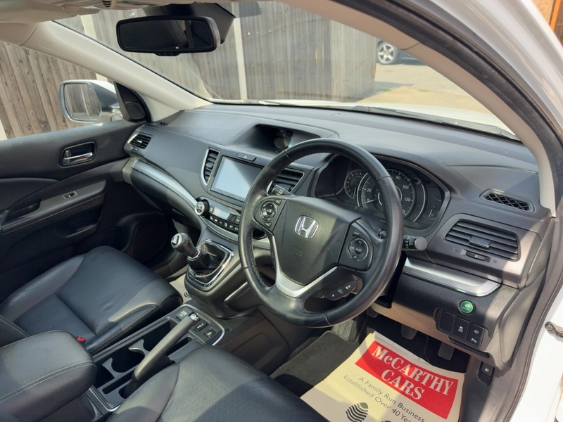Honda 2.0 I-VTEC EX SUV 5DR PETROL 4WD MANUAL PAN ROOF HEATED SEATS SAT NAV BLUETOOTH DAB STEREO REAR CAMERA PARKING AIDS JUST 2 OWNERS ONLY 70000 MILES SH 72-74 Mitcham Road