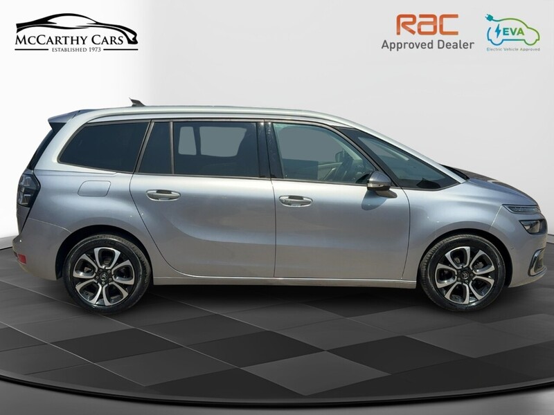 Citroen 1.2 PURETECH FLAIR PLUS MPV 5DR PETROL EAT8 AUTO 7 SEATER PAN ROOF SAT NAV BLUETOOTH APPLE CARPLAY REAR CAMERA PARKING AIDS 2 OWNERS 14000 MILES FSH 72-74 Mitcham Road