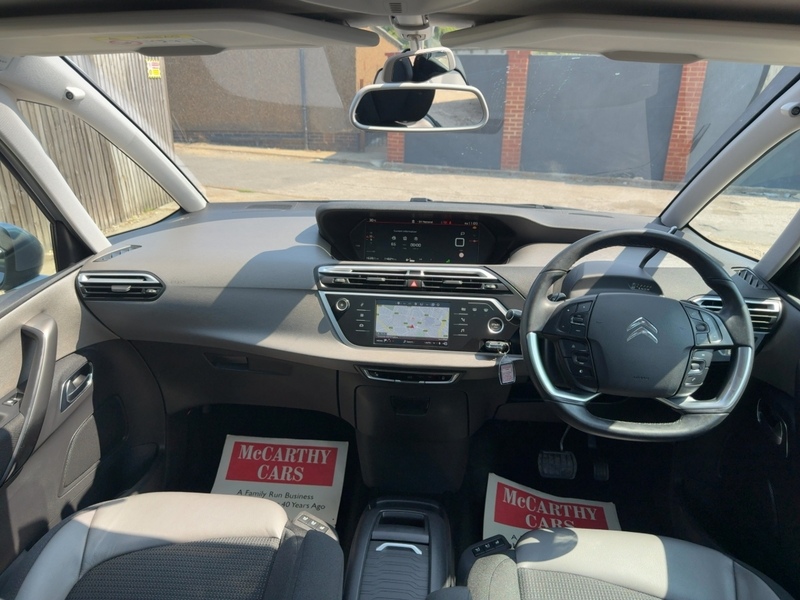 Citroen 1.2 PURETECH FLAIR PLUS MPV 5DR PETROL EAT8 AUTO 7 SEATER PAN ROOF SAT NAV BLUETOOTH APPLE CARPLAY REAR CAMERA PARKING AIDS 2 OWNERS 14000 MILES FSH 72-74 Mitcham Road