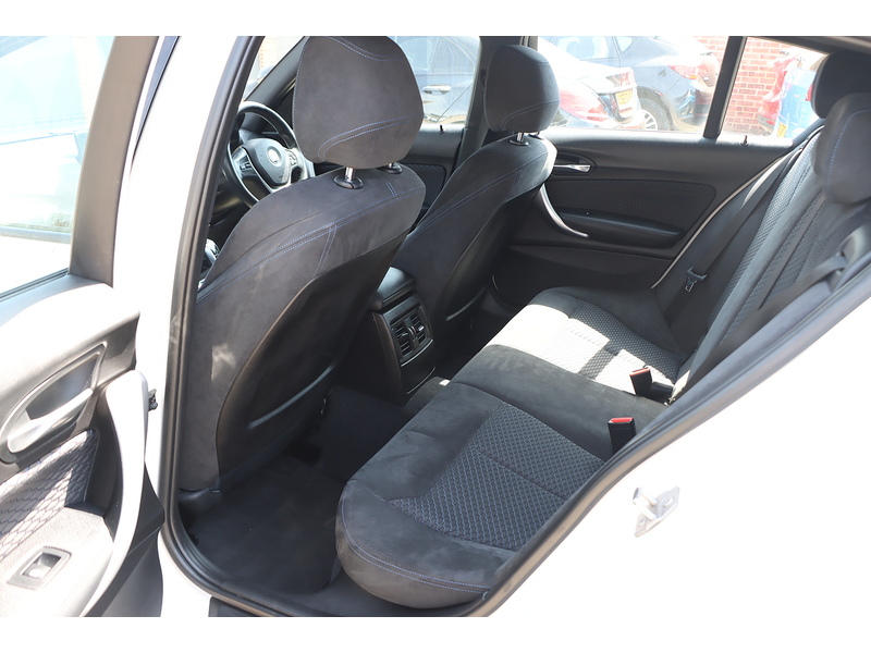 BMW 116I M Sport 1.6 5dr Hatchback Automatic Petrol 72-74 Mitcham Road