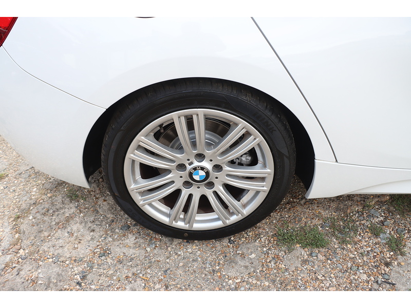 BMW 116I M Sport 1.6 5dr Hatchback Automatic Petrol 92-96 Mitcham Road
