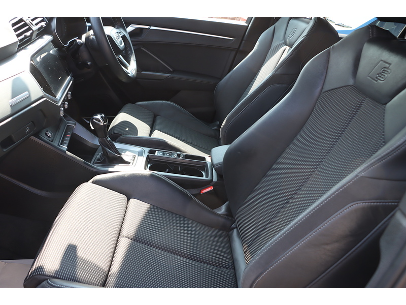 Audi 1.5 TFSI COD 35 S LINE SUV 5DR PETROL S TRONIC AUTO HEATED SEAT SATNAV BLUETOOTH DAB RADIO APPLE CARPLAY PARKING AIDS 1 OWNER FROM NEW 79000 MILES FSH 72-74 Mitcham Road
