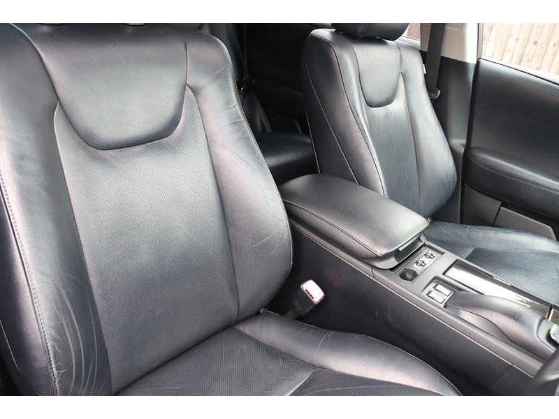 Lexus 450H 3.5 V6 ADVANCE SUV 5DR PETROL HYBRID CVT 4WD AUTO SUNROOF HEATED SEATS SAT NAV BLUETOOTH DAB STEREO PARKING AIDS FSH 12 SERVICES NO ULEZ CHARGE 72-74 Mitcham Road