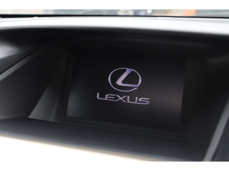 Lexus 450H 3.5 V6 ADVANCE SUV 5DR PETROL HYBRID CVT 4WD AUTO SUNROOF HEATED SEATS SAT NAV BLUETOOTH DAB STEREO PARKING AIDS FSH 12 SERVICES NO ULEZ CHARGE 72-74 Mitcham Road