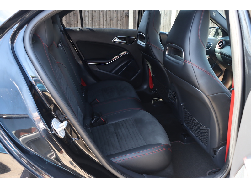Mercedes-Benz A250 2.0 AMG (PREMIUM) HATCHBACK 5DR PETROL 7G-DCT AUTO SUNROOF HEATED SEATS SAT NAV BLUETOOTH STEREO REAR CAMERA WITH PARKING AIDS 85000 MILES SH 72-74 Mitcham Road