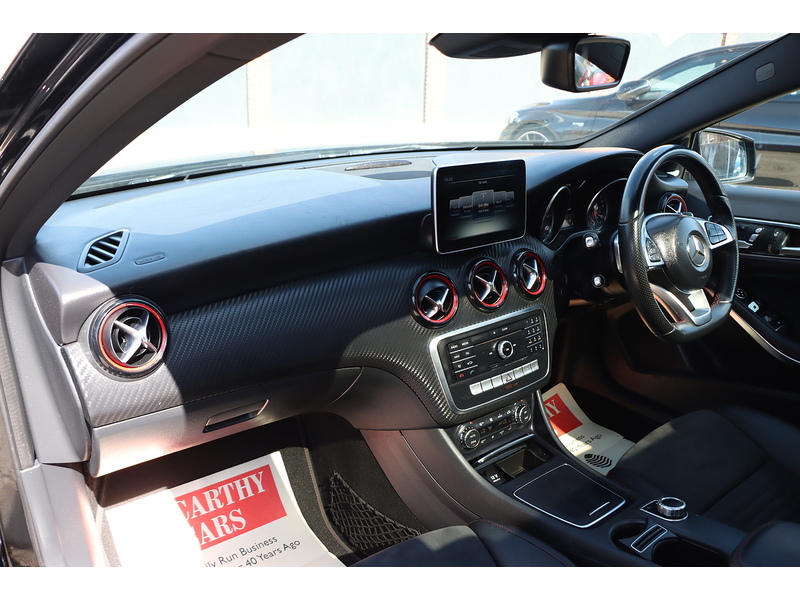 Mercedes-Benz A250 2.0 AMG (PREMIUM) HATCHBACK 5DR PETROL 7G-DCT AUTO SUNROOF HEATED SEATS SAT NAV BLUETOOTH STEREO REAR CAMERA WITH PARKING AIDS 85000 MILES SH 72-74 Mitcham Road
