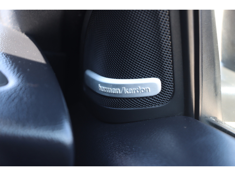 Mercedes-Benz A250 2.0 AMG (PREMIUM) HATCHBACK 5DR PETROL 7G-DCT AUTO SUNROOF HEATED SEATS SAT NAV BLUETOOTH STEREO REAR CAMERA WITH PARKING AIDS 85000 MILES SH 72-74 Mitcham Road