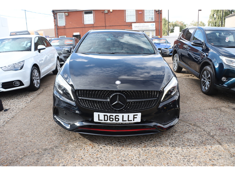 Mercedes-Benz A250 2.0 AMG (PREMIUM) HATCHBACK 5DR PETROL 7G-DCT AUTO SUNROOF HEATED SEATS SAT NAV BLUETOOTH STEREO REAR CAMERA WITH PARKING AIDS 85000 MILES SH 72-74 Mitcham Road