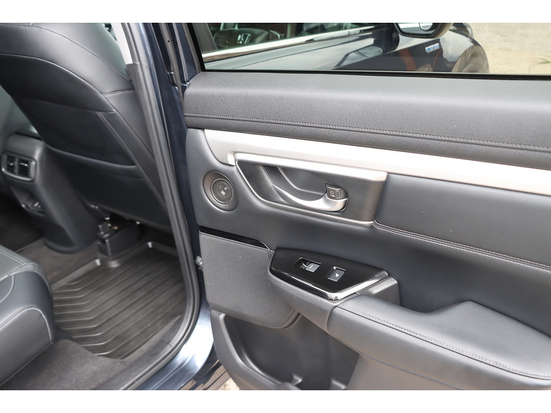 Honda 2.0 H I-MMD EX SUV 5DR PETROL HYBRID ECVT 4WD AUTO SUNROOF HEATED SEATS SATNAV BLUETOOTH DAB RADIO REAR CAMERA PARKING AIDS 98000 MILES FSH 7 SERVICES 72-74 Mitcham Road