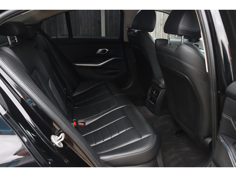 BMW 330E 2.0 12KWH SPORT PRO SALOON 4DR PETROL PLUG-IN HYBRID XDRIVE AUTO HEATED SEATS SATNAV BLUETOOTH APPLE CARPLAY REAR CAMERA 2 OWNERS 67000 MILES FSH 92-96 Mitcham Road