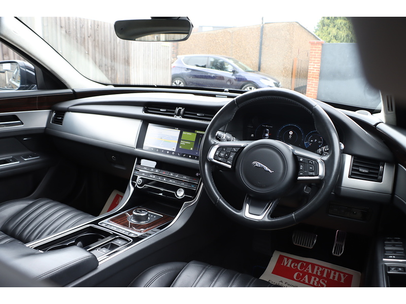 Jaguar 2.0I PORTFOLIO GPF SPORTBRAKE 5DR PETROL AUTO HEATED SEATS SATNAV BLUETOOTH DAB STEREO APPLE CARPLAY REAR CAMERA WITH PARKING AIDS ONLY 72000 MILES SH 72-74 Mitcham Road