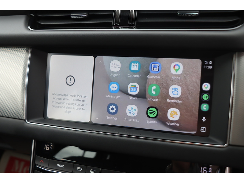 Jaguar 2.0I PORTFOLIO GPF SPORTBRAKE 5DR PETROL AUTO HEATED SEATS SATNAV BLUETOOTH DAB STEREO APPLE CARPLAY REAR CAMERA WITH PARKING AIDS ONLY 72000 MILES SH 72-74 Mitcham Road