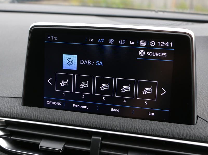Peugeot 1.6 PURETECH ALLURE SUV 5DR PETROL EAT AUTO 7 SEATER I-COCKPIT DIGITAL DASH SATNAV APPLE CAR PLAY/ANDROID AUTO REAR CAMERA PARKING AIDS 49000 MILES SH 72-74 Mitcham Road