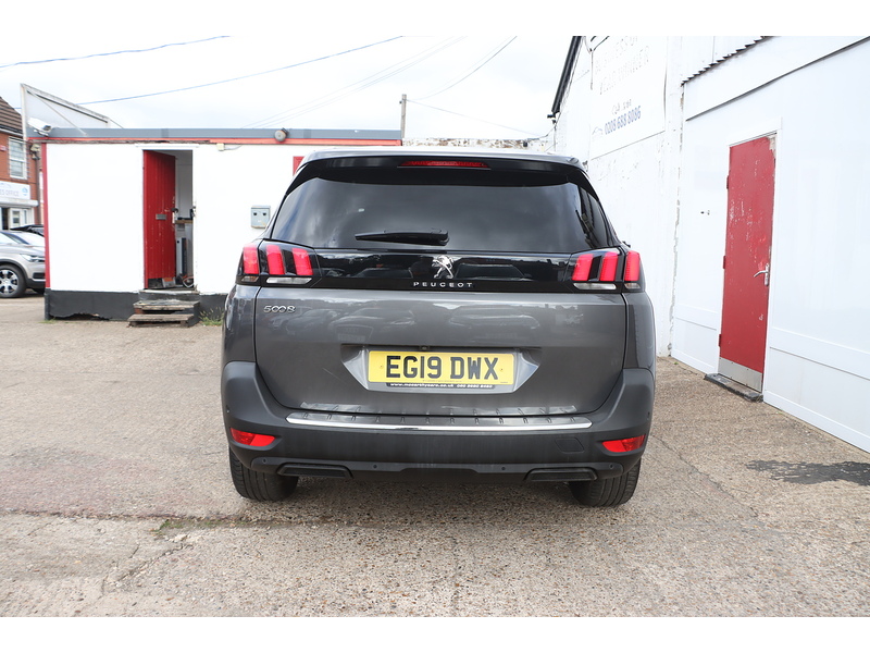 Peugeot 1.6 PURETECH ALLURE SUV 5DR PETROL EAT AUTO 7 SEATER I-COCKPIT DIGITAL DASH SATNAV APPLE CAR PLAY/ANDROID AUTO REAR CAMERA PARKING AIDS 49000 MILES SH 72-74 Mitcham Road