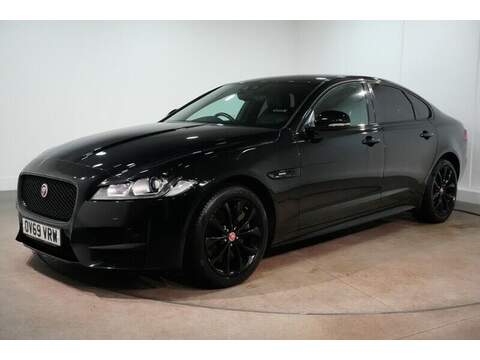 Jaguar 2.0i R-Sport GPF Saloon 4dr Petrol Auto AWD Euro 6 (s/s) (300 ps)