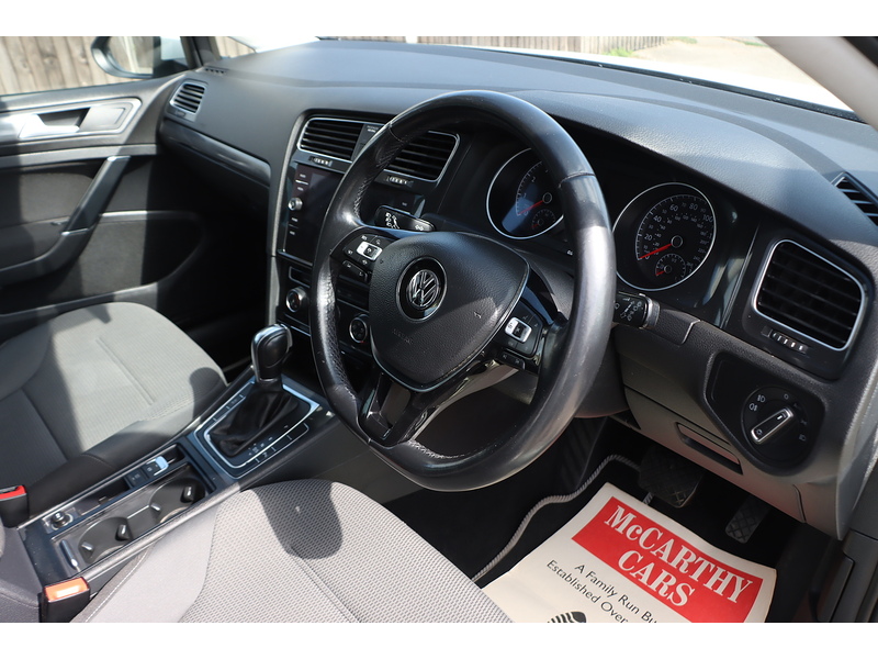 Volkswagen 1.0 TSI MATCH HATCHBACK 5DR PETROL DSG AUTO SATNAV BLUETOOTH DAB STEREO AIR CONDITIONING APPLE CARPLAY PARKING AIDS ONLY 77000 MILES SH NO ULEZ CHARGE 72-74 Mitcham Road