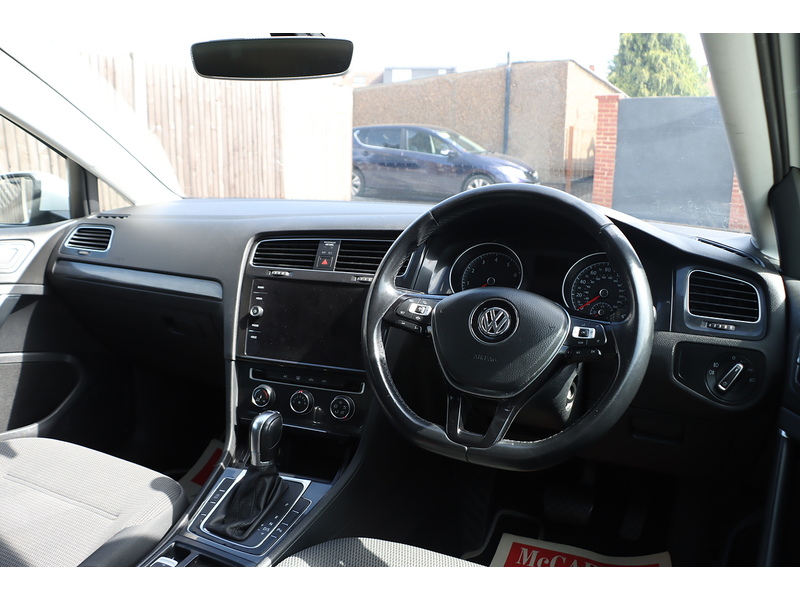 Volkswagen 1.0 TSI MATCH HATCHBACK 5DR PETROL DSG AUTO SATNAV BLUETOOTH DAB STEREO AIR CONDITIONING APPLE CARPLAY PARKING AIDS ONLY 77000 MILES SH NO ULEZ CHARGE 72-74 Mitcham Road