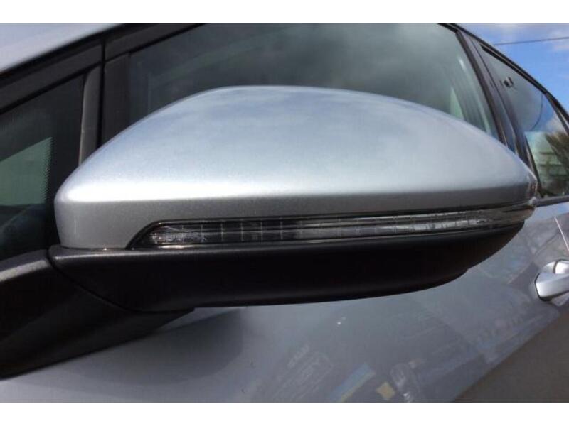 Volkswagen 1.0 TSI Match Edition BlueMotion Hatchback 5dr Petrol Manual Euro 6 (s/s) (115 bhp) 72-74 Mitcham Road
