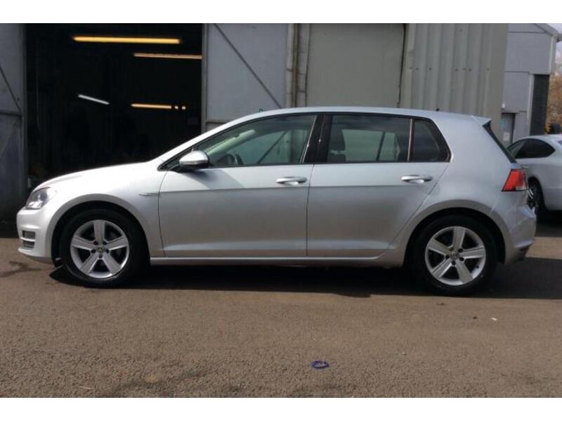 Volkswagen 1.0 TSI Match Edition BlueMotion Hatchback 5dr Petrol Manual Euro 6 (s/s) (115 bhp) 72-74 Mitcham Road
