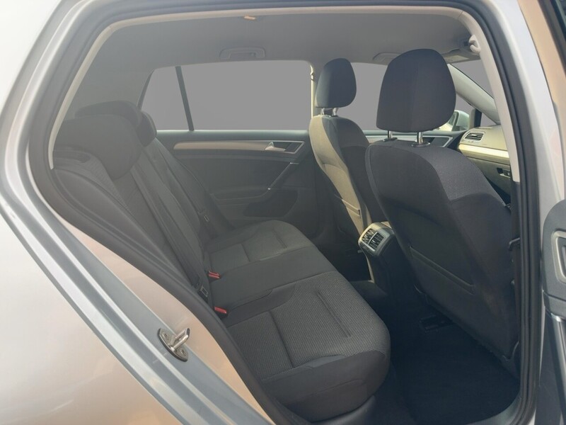 Volkswagen 1.0 TSI MATCH EDITION BLUEMOTION HATCHBACK 5DR PETROL MANUAL HEATED SEATS SAT NAV BLUETOOTH PARKING AIDS SAME OWNER FOR 3 YEARS 79000 MILES SH £20 TAX 92-96 Mitcham Road