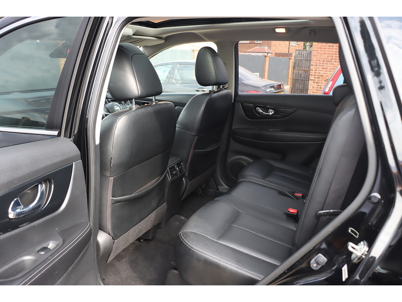 Nissan 1.3 DIG-T TEKNA SUV 5DR PETROL DCT AUTO 7 SEATER SUNROOF HEATED SEATS SAT NAV BLUETOOTH DAB STEREO REAR & 360 CAMERA PARKING AIDS ONLY 63000 MILES FSH 92-96 Mitcham Road