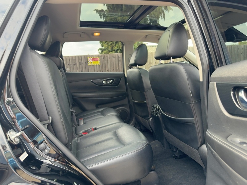 Nissan 1.3 DIG-T TEKNA SUV 5DR PETROL DCT AUTO 7 SEATER SUNROOF HEATED SEATS SAT NAV BLUETOOTH DAB STEREO REAR & 360 CAMERA PARKING AIDS ONLY 63000 MILES FSH 92-96 Mitcham Road