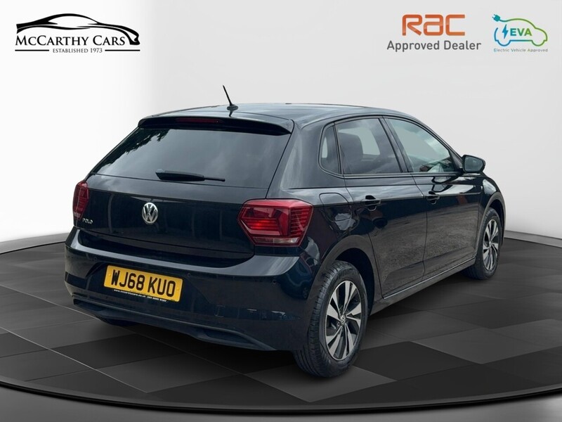Volkswagen 1.0 TSI SE HATCHBACK 5DR PETROL MANUAL SATNAV BLUETOOTH DAB STEREO APPLE CARPLAY PARKING AIDS JUST 2 OWNERS SAME OWNER FOR 5 YEARS ONLY 74000 MILES SH 72-74 Mitcham Road