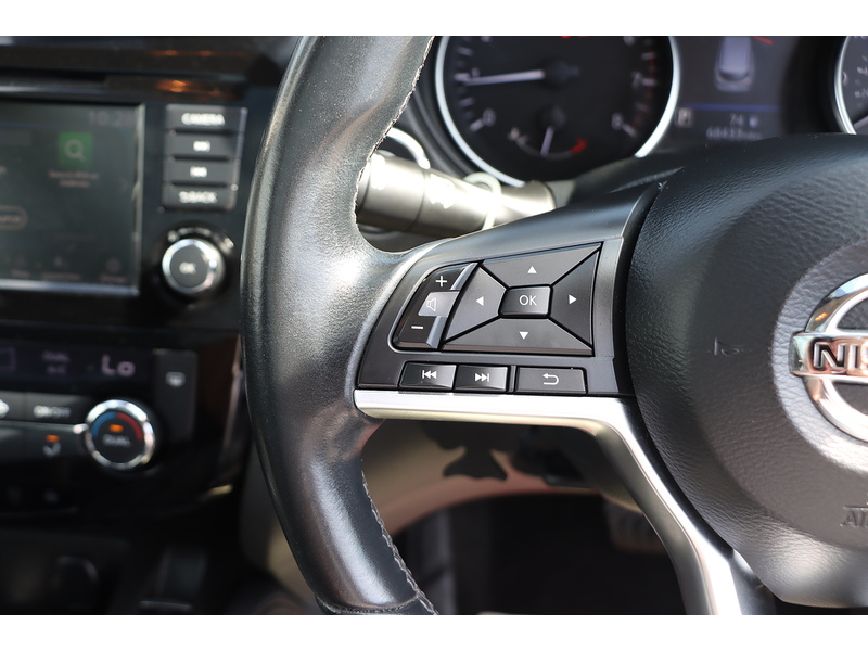 Nissan 1.3 DIG-T N-CONNECTA SUV 5DR PETROL DCT AUTO PAN ROOF SAT NAV BLUETOOTH DAB STEREO APPLE CARPLAY REAR CAMERA PARKING AIDS 2 OWNERS ONLY 68000 MILES SH 72-74 Mitcham Road