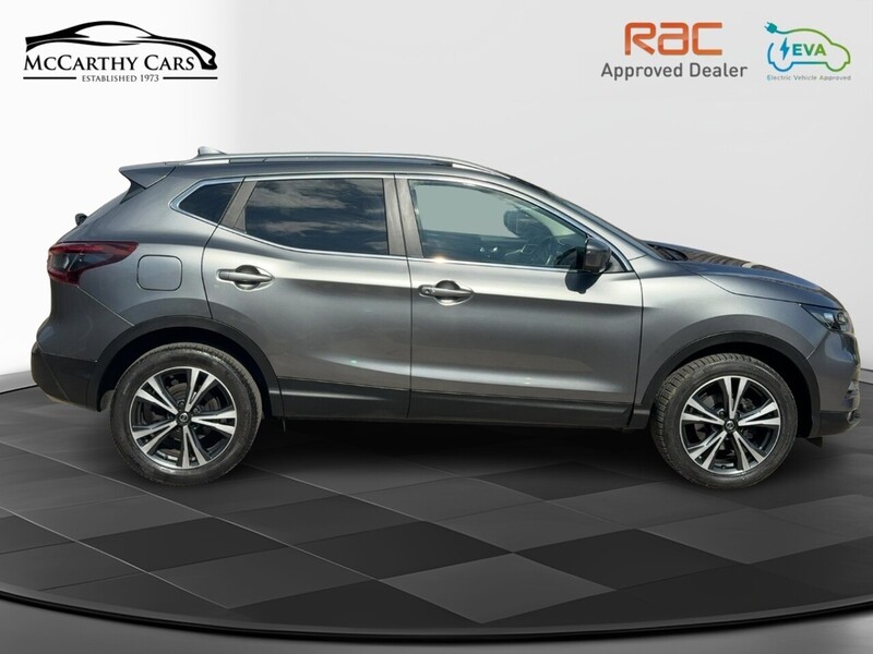 Nissan 1.3 DIG-T N-CONNECTA SUV 5DR PETROL DCT AUTO PAN ROOF SAT NAV BLUETOOTH DAB STEREO APPLE CARPLAY REAR CAMERA PARKING AIDS 2 OWNERS ONLY 68000 MILES SH 72-74 Mitcham Road