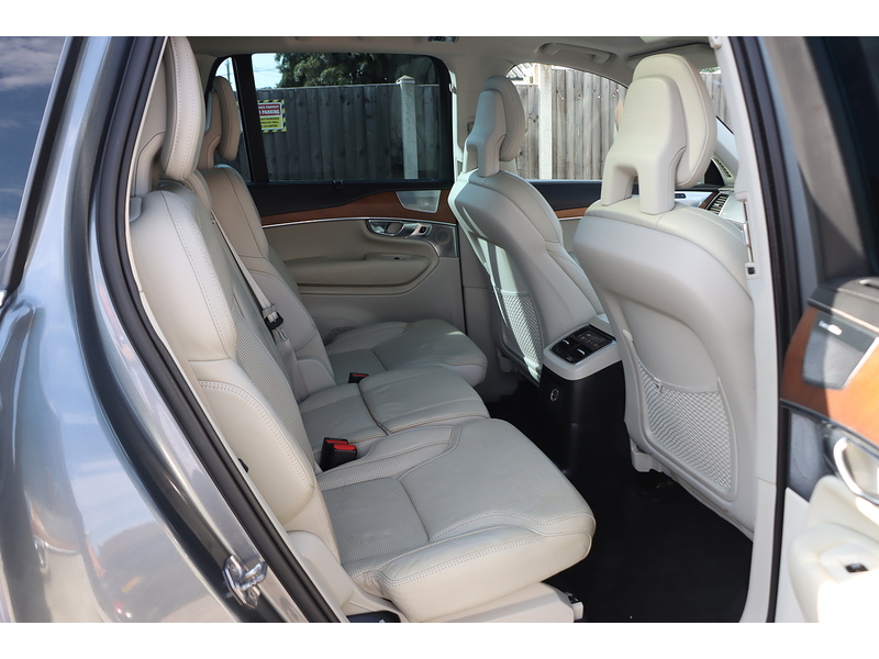 Volvo 2.0H T8 TWIN ENGINE 9.2KWH INSCRIPTION SUV 5DR PETROL PLUG-IN HYBRID 4WD AUTO 7 SEATER SUNROOF HEATED SEATS SAT NAV REAR CAM 53000 MILES SH £20 TO TAX 92-96 Mitcham Road