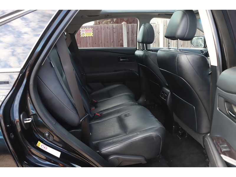 Lexus 3.5 V6 ADVANCE SUV 5DR PETROL HYBRID CVT 4WD AUTO PAN ROOF HEATED SEATS SAT NAV BLUETOOTH AUX INPUT DAB STEREO PARKING AIDS 83000 MILES FSH 8 SERVICES 72-74 Mitcham Road