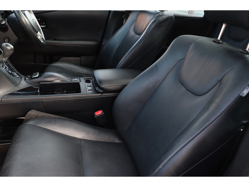 Lexus 3.5 V6 ADVANCE SUV 5DR PETROL HYBRID CVT 4WD AUTO PAN ROOF HEATED SEATS SAT NAV BLUETOOTH AUX INPUT DAB STEREO PARKING AIDS 83000 MILES FSH 8 SERVICES 72-74 Mitcham Road